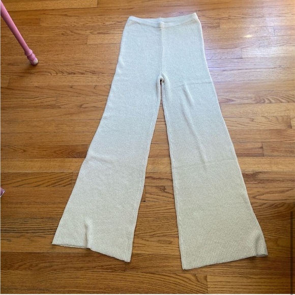 Princess Polly Lamarca Knit Set Beige Size 6 2-Piece Bellbottoms Disco Cropped - Picture 8 of 12